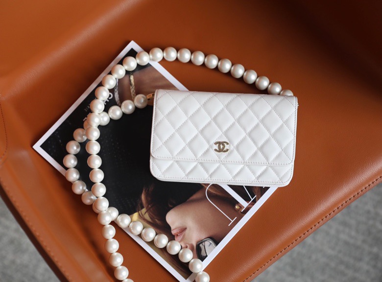 Top 7 Túi Chanel dây ngọc trai đẹp nhất  Ruby Luxury