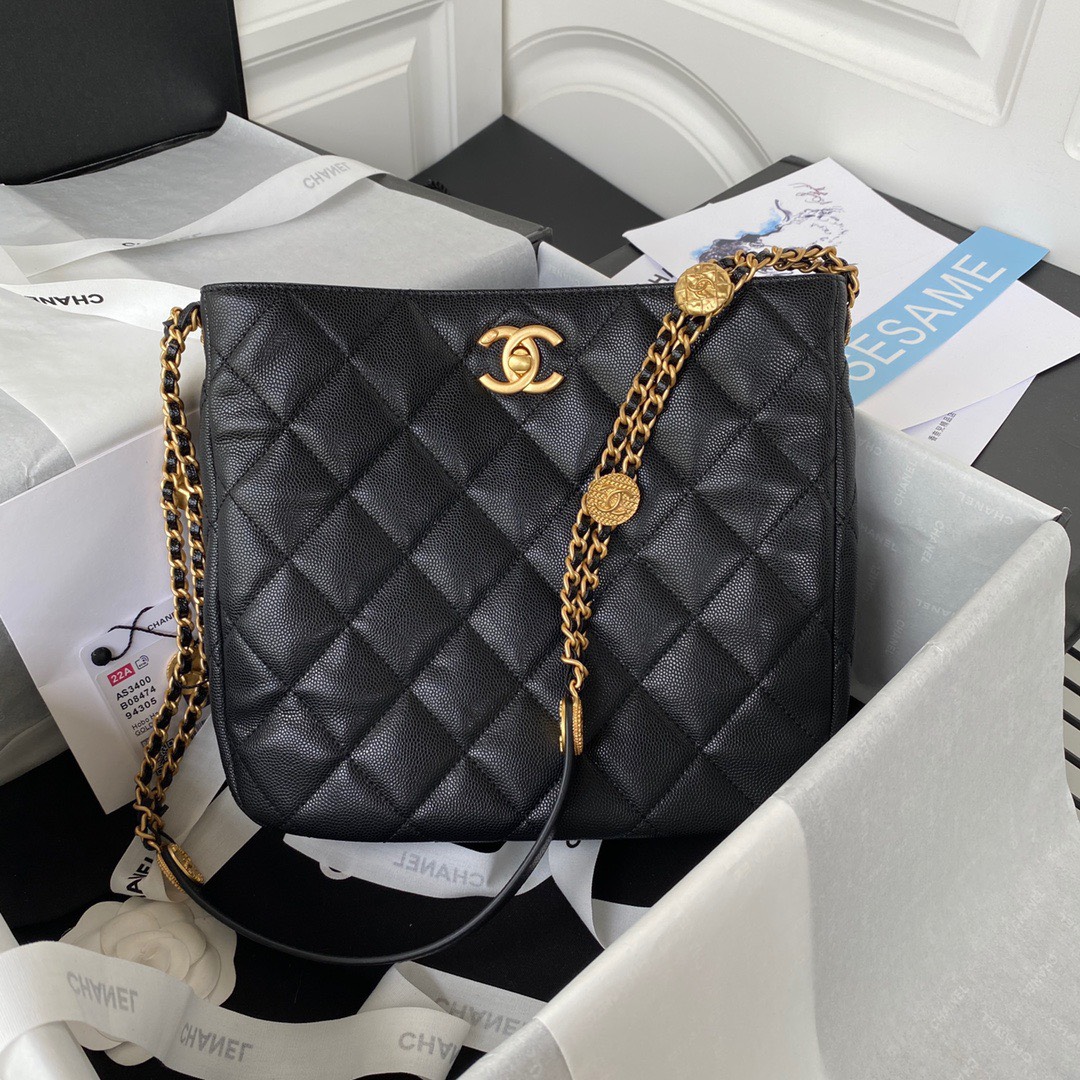 Mua Túi Đeo Vai Nữ Chanel Hobo Resin Charms Chain Bucket Bag Quilted  Lambskin Small Màu Đen  Chanel  Mua tại Vua Hàng Hiệu h089181