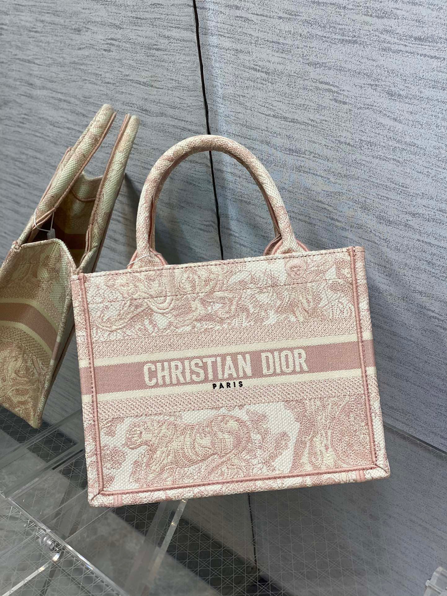 Túi xách Dior Book Tote Siêu Cấp